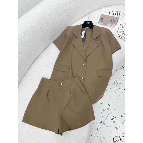 Set áo blazer kèm quần sóc loại 1 | BigBuy360 - bigbuy360.vn