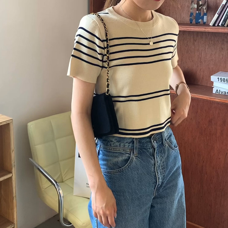 Áo thun dệt kim tay ngắn kẻ sọc phong cách mới thời trang cho nữ 43173