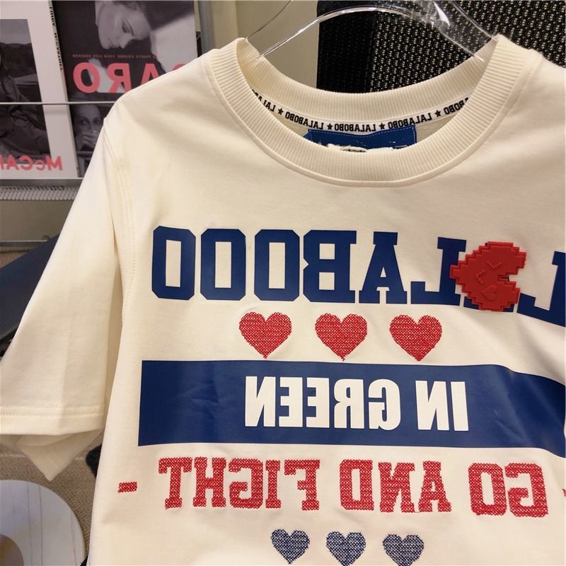 Áo Thun Tay Ngắn Dáng Rộng In Chữ Và Hình Trái Tim Thiết Kế Mới Thời Trang Theo Phong Cách retro Cho Nữ