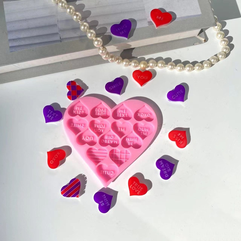 Khuôn Làm Trang Sức Hình Chữ Love Xinh Xắn