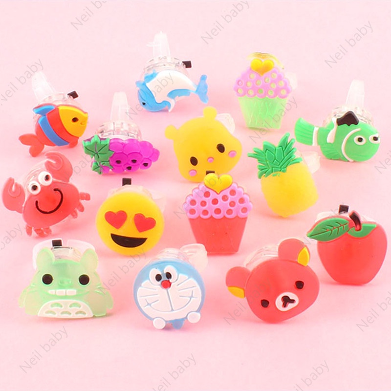Nhẫn Nhựa Hình Động Vật/Trái Cây Hoạt Hình Dễ Thương Cho Bé