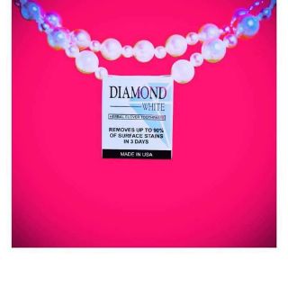 Trắng răng 5-7 ngày với Diamond White