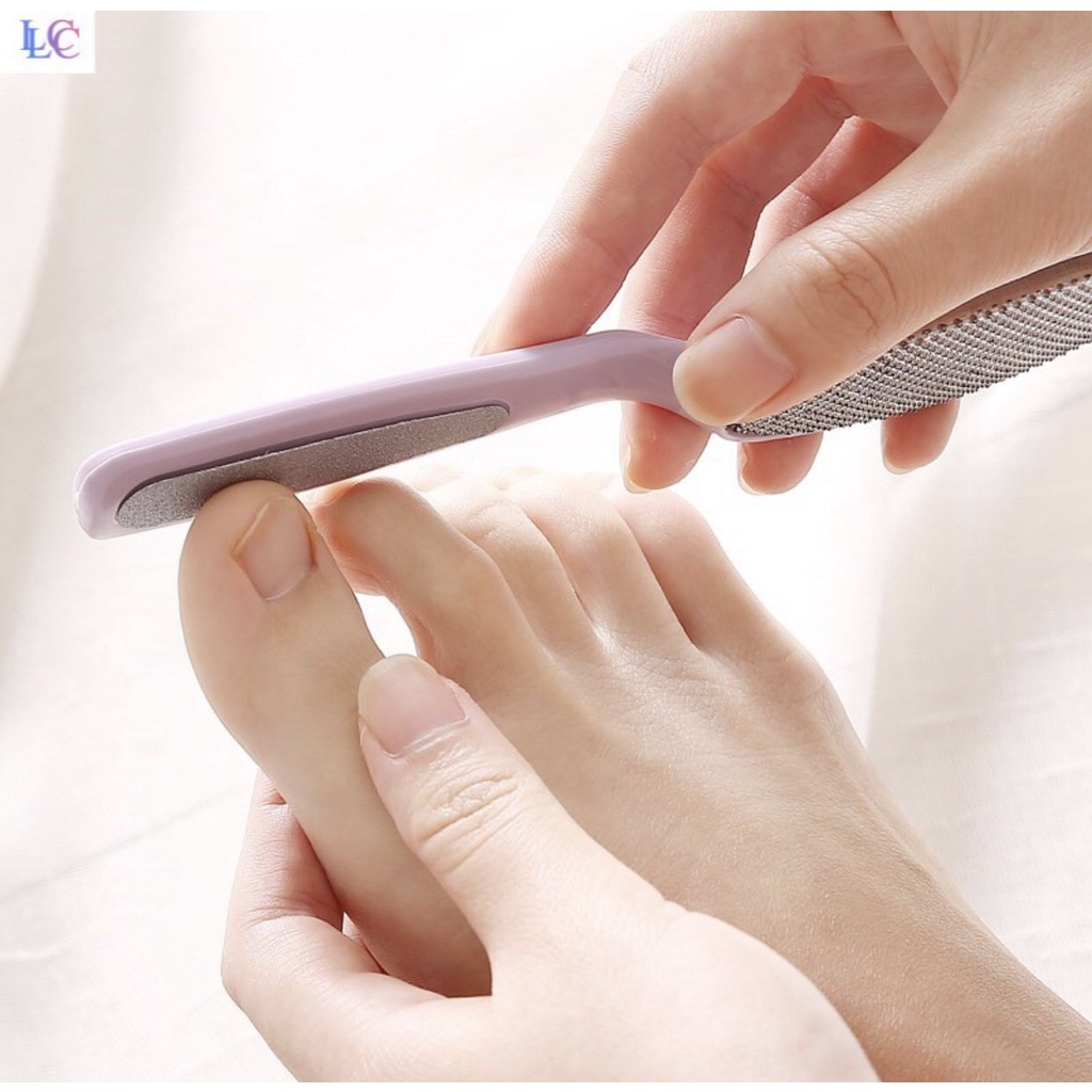 Dụng cụ chà gót chân, tẩy tế bào chết 2in1 cho gót hồng dáng xinh