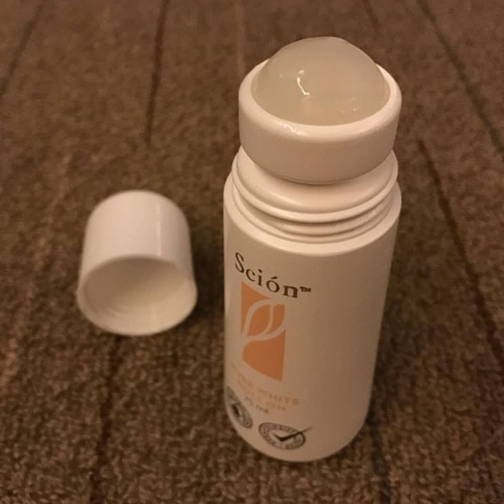 Lăn khử mùi hôi nách Nuskin Scion pure white roll on (75ml) | BigBuy360 - bigbuy360.vn