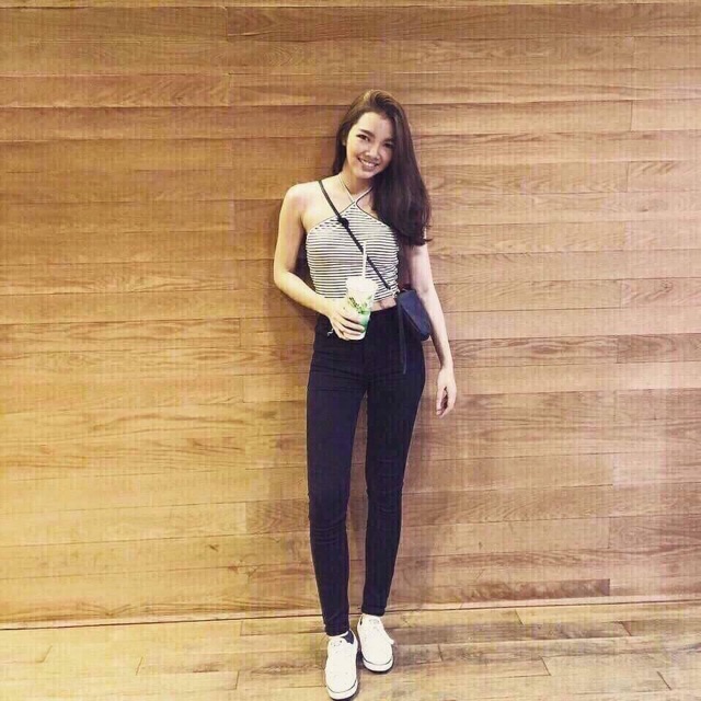 Quần bò đen rách gối và trơn | BigBuy360 - bigbuy360.vn