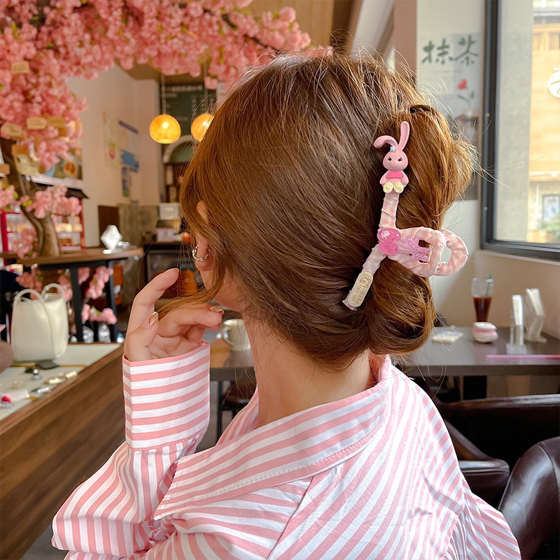 Kẹp càng cua quần vải đính charm dễ thương