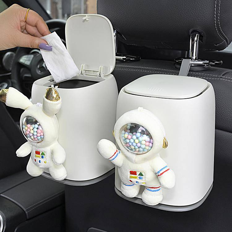 Thùng rác ghế sau cửa thoát khí xe hơi hoạt hình phi hành gia