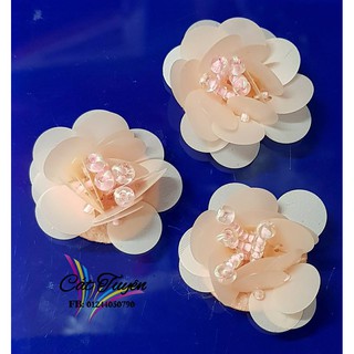 Bông hoa hồng đính áo 15k