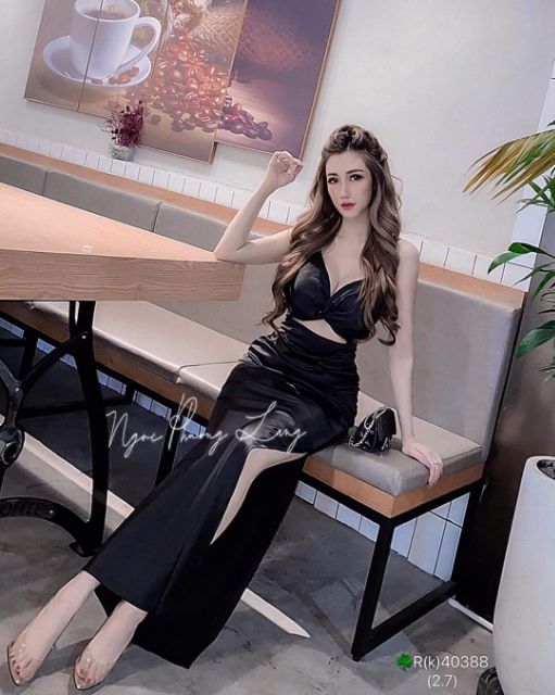 ĐẦM MAXI XOẮN NGỰC CHẺ 1 BÊN