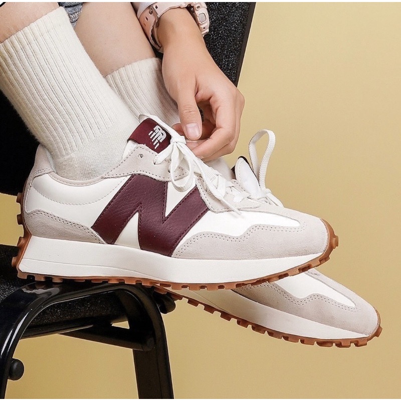 Giày Sneaker Thể Thao NB Newbalance 327 Đỏ Mận Đế nâu-Ảnh Thật