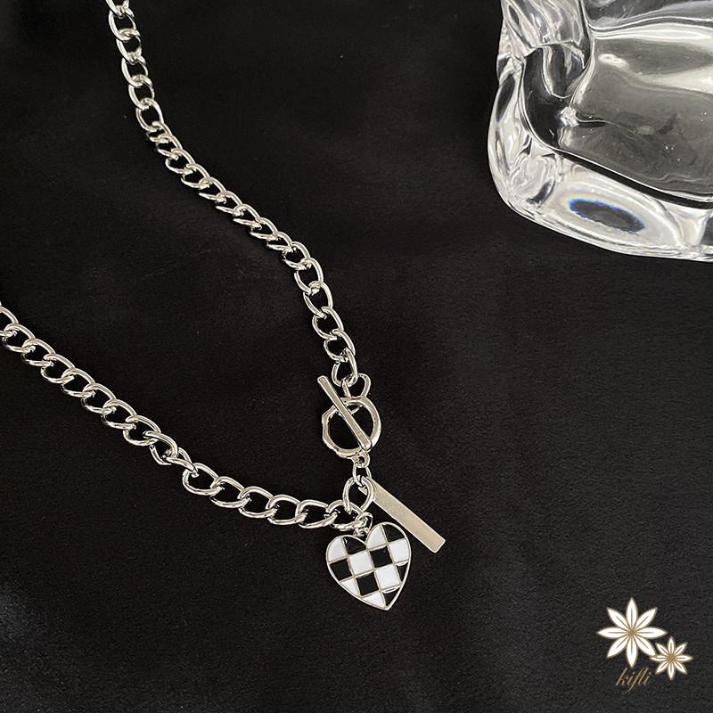 Vòng cổ mặt hình hình trái tim họa tiết caro phong cách Hàn Quốc thời trang cho cặp đôi