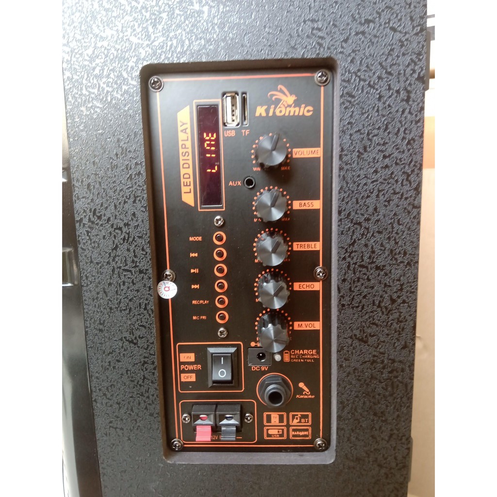 Loa kéo karaoke Kiomic K108 chất 2019 - Loa kéo di động thùng gỗ mic không dây