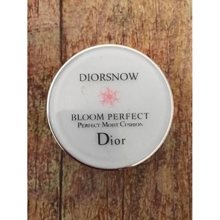 Phấn nước Dior kèm lõi