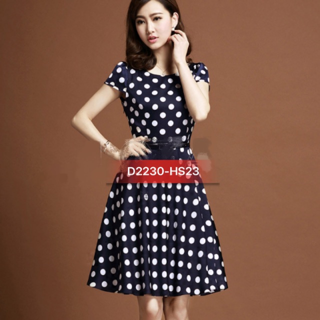 Đầm xoè chấm bi, tay con