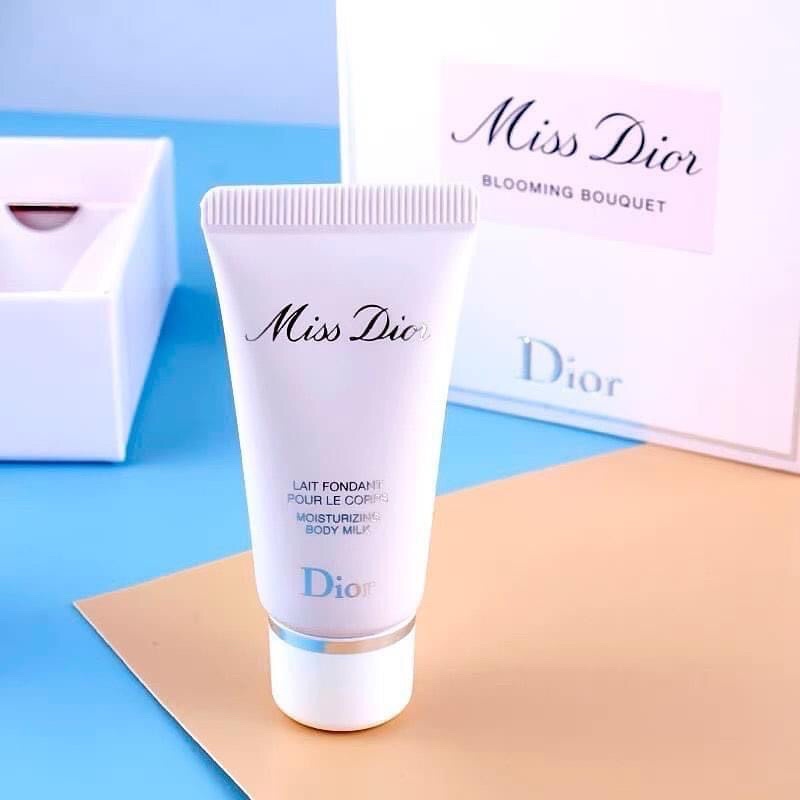 Set nước hoa mini 5ml kèm dưỡng thể mini 20ml Dior