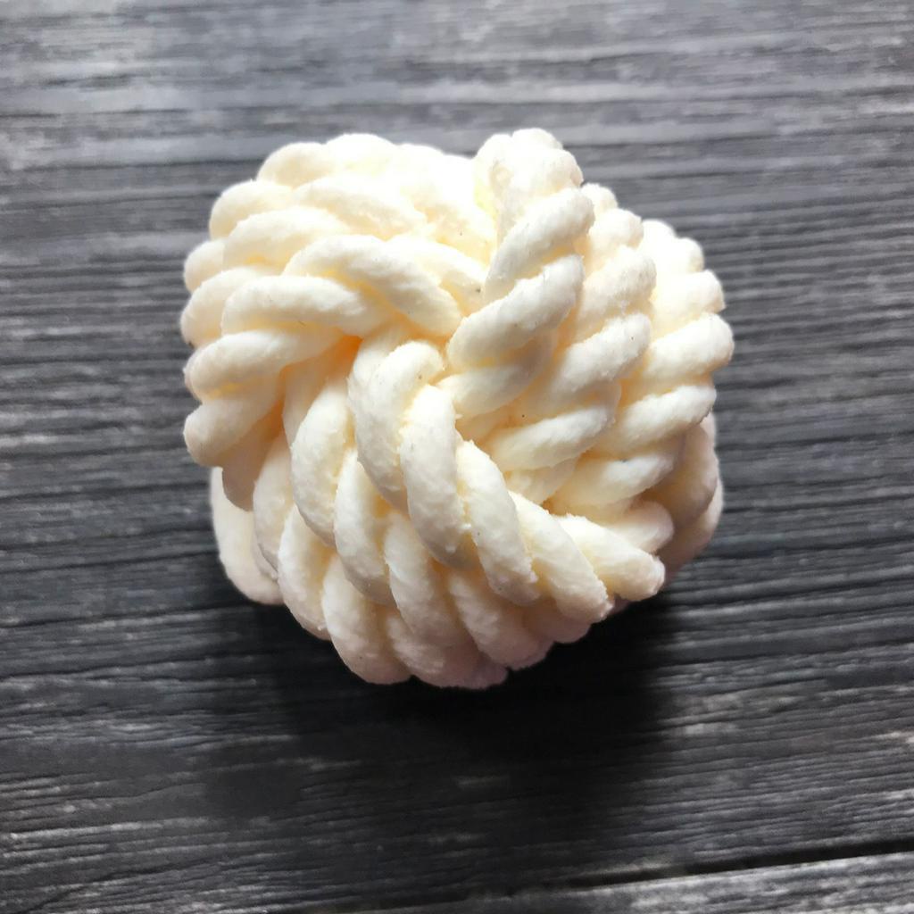 Khuôn Silicone Làm Nến Hình Quả Bóng Len 3d