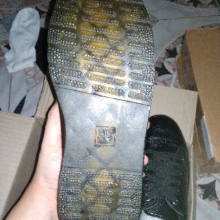 Giày nam, giày đốc da Dr Marten, đế may chắc chắn