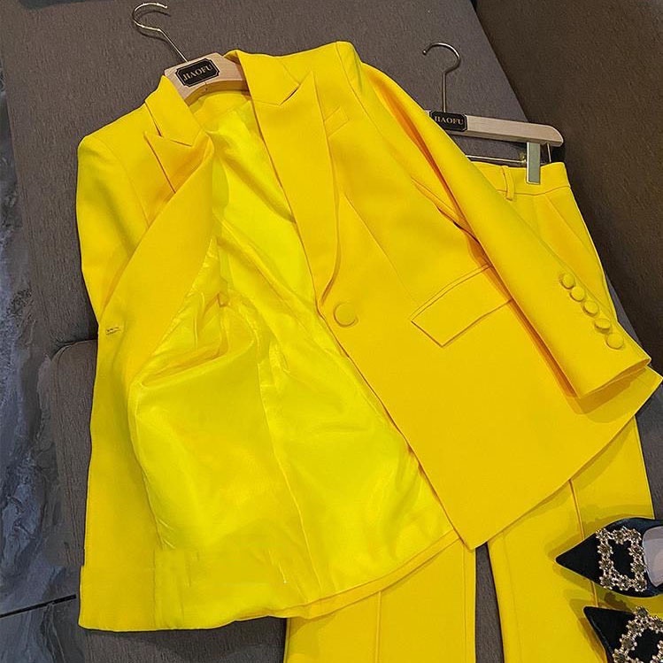 Set Vest nữ áo blazer nữ màu vang, quần ống loe nữ cạp nhỏ màu ghi QUYNH Design AV001
