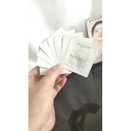 10 gói Tinh chất dưỡng ẩm Ohui Miracle Moisture Ampoule 777