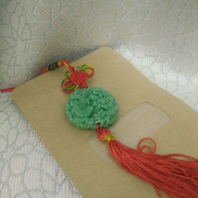 Ngọc bội long phụng