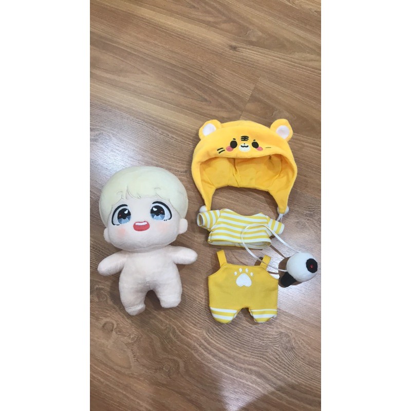 FULLSET TAEGER DOLL