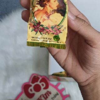 Kem dưỡng trắng ( arche Mỹ)