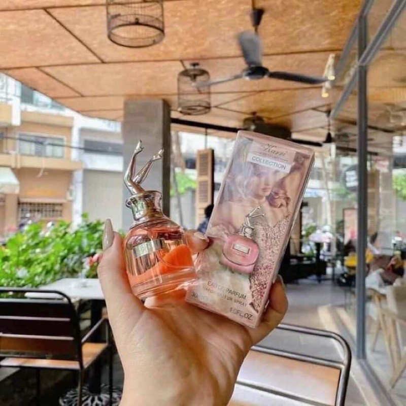 NƯỚC HOA HAI CHÂN HOA HẬU