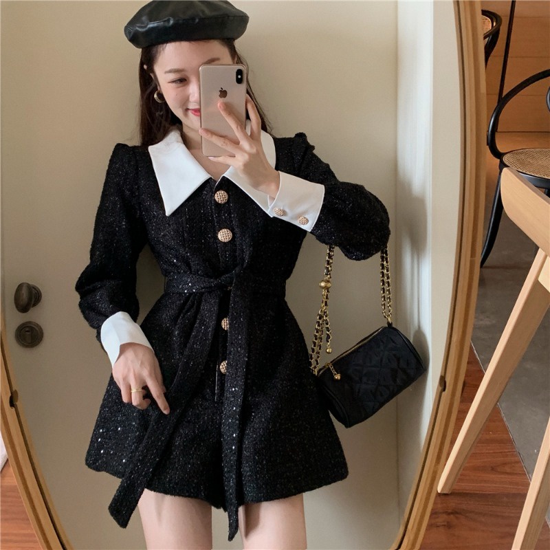 Đầm cổ bẻ tay dài Phong cách Hồng Kông phối một hàng cúc thời trang mùa thu sành điệu