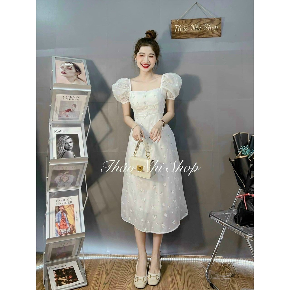 Đầm tiểu thư tay phồng nhún ngực có mút