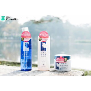 Tẩy Trang Momotani 390ml