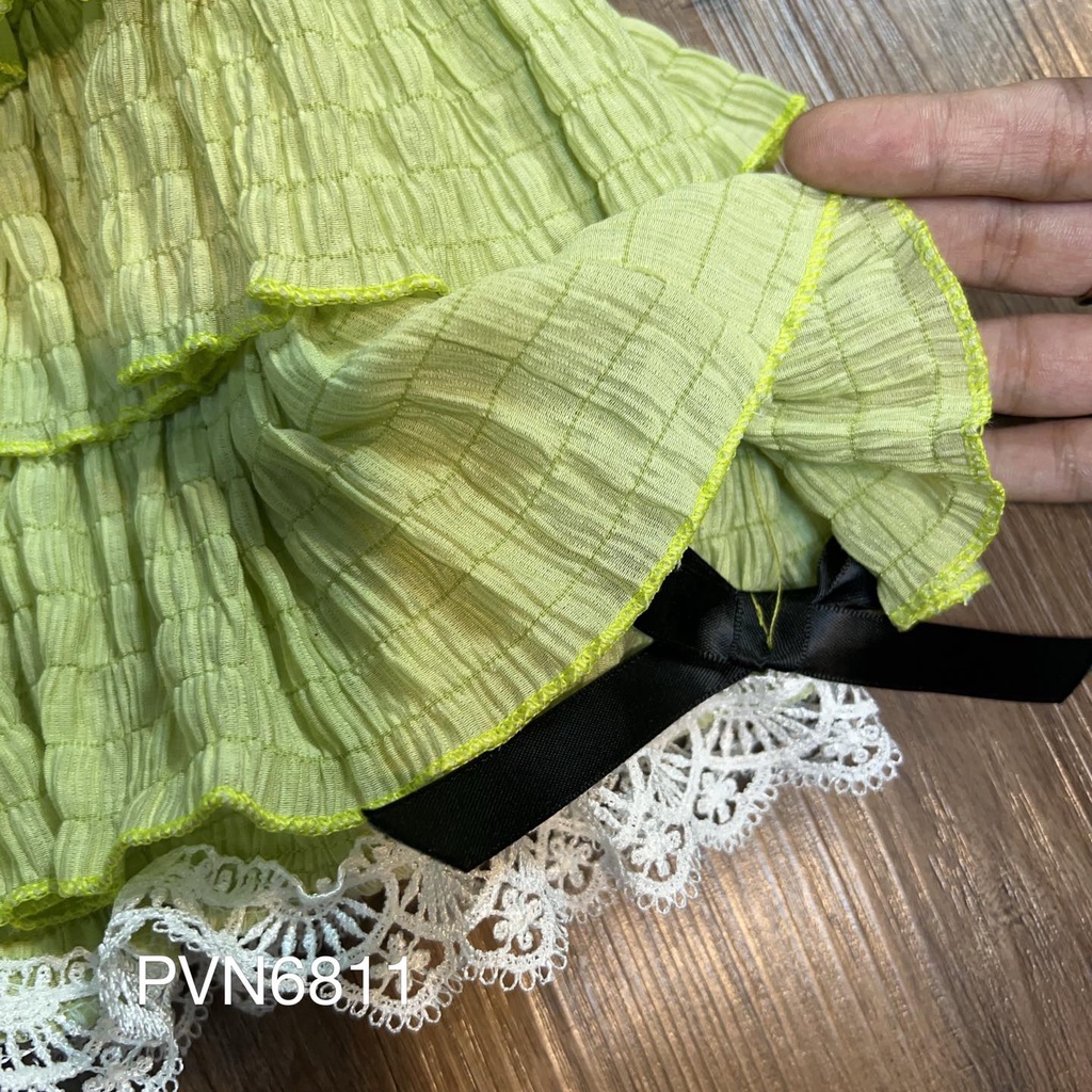 Bộ áo ống quần thần thánh