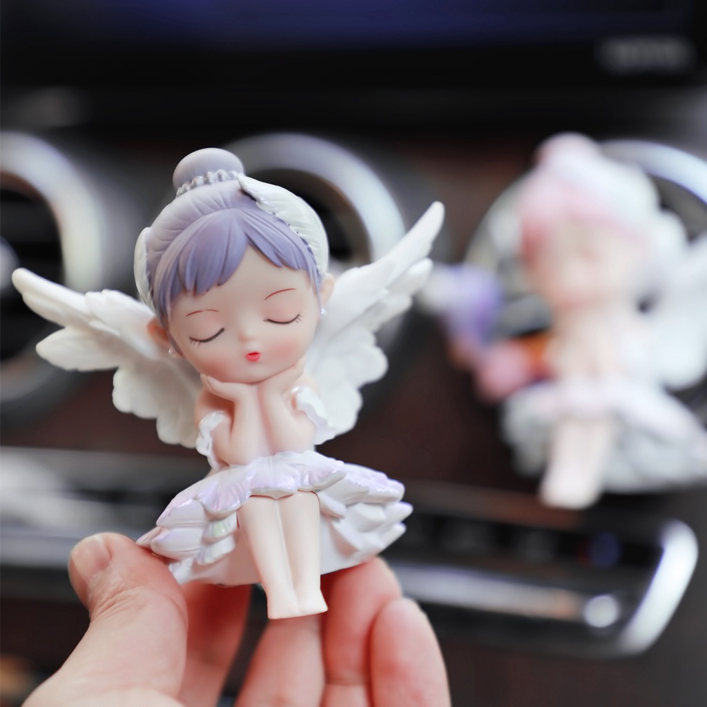 Kẹp Khuếch Tán Nước Hoa Gắn Điều Hòa Xe Hơi Tiện Dụng