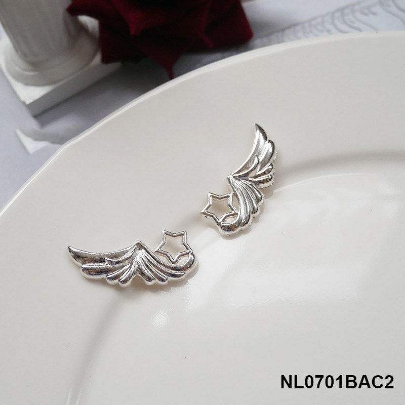 1 cặp phiến đối xứng họa tiết cánh chim làm vương miện Lolita