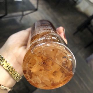 Nước hoa hồng chăm sóc da