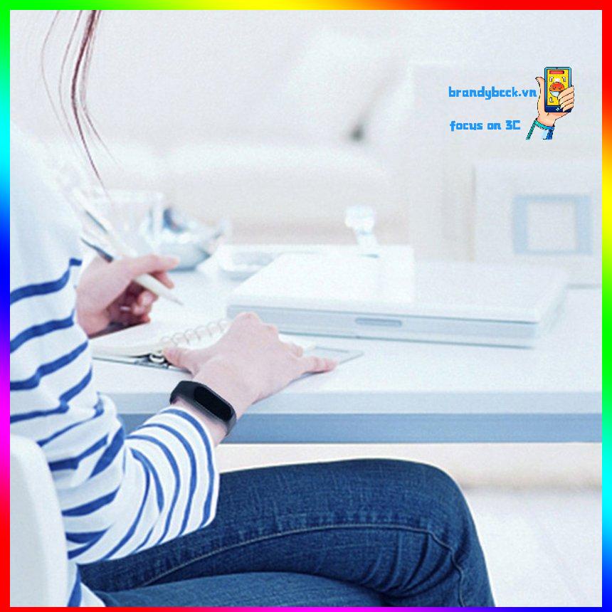 Máy đếm bước đi không thấm nước M4 Vòng đeo tay thông minh Tin nhắn Nhắc nhở Theo dõi sức khỏe