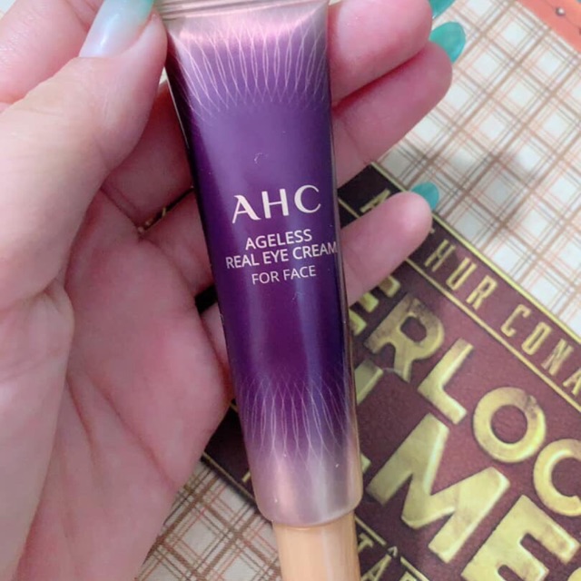 Kem mắt AHC