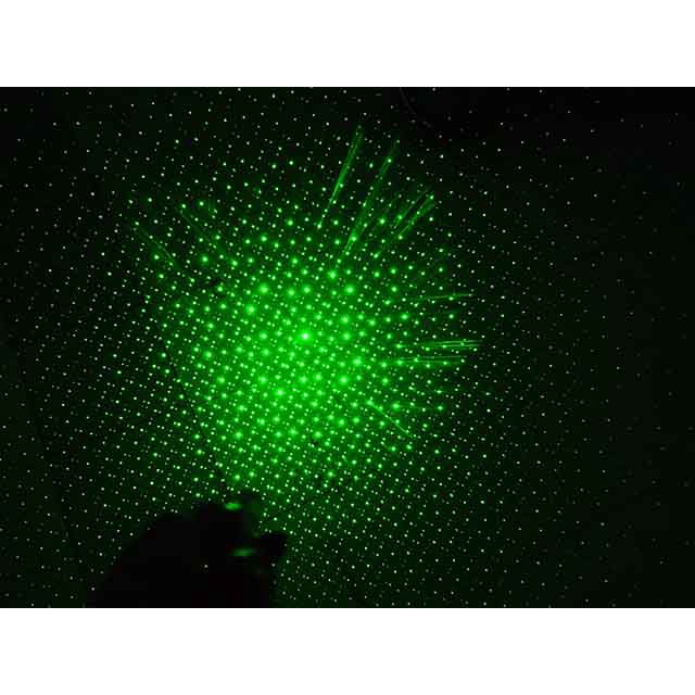 Đèn laser màu xanh 3 trong 1, đèn laze ánh sáng màu xanh lá