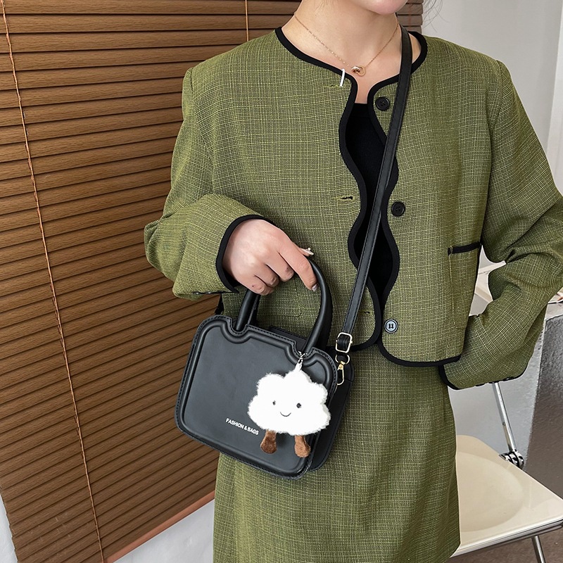 Túi Đeo Vai Hình Vuông Nhỏ Phong Cách Phương Tây Cổ Điển Mẫu 2023 Mới