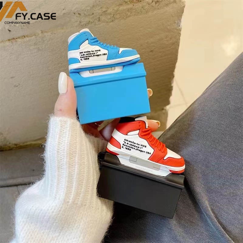 Vỏ Bảo Vệ Hộp Sạc Tai Nghe AirPods 1 2 3 Pro Bluetooth Không Dây Chất Liệu Silicon Mềm Chống Sốc Hình Giày 3D Sáng Tạo