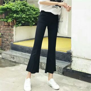 Quần ống loe xẻ tà