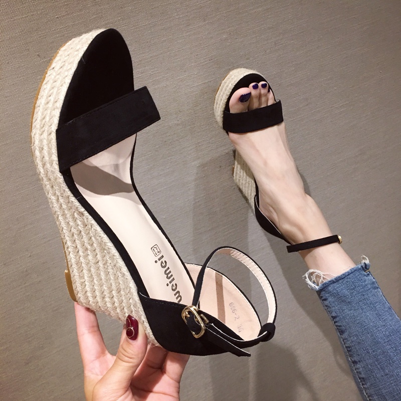 Xăng-đan đế xuồng quai ngang da lộn gót cao 10cm size 34/39 130922