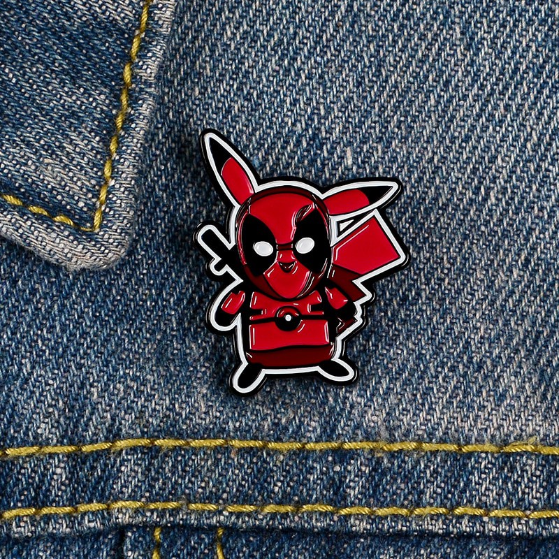 Pin cài áo Pikachu cosplay Deadpool Marvel siêu ngầu - GC128