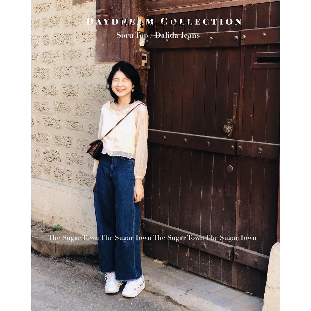 Poppy Top áo sơ mi voan hạt cổ bèo dáng croptop | BigBuy360 - bigbuy360.vn