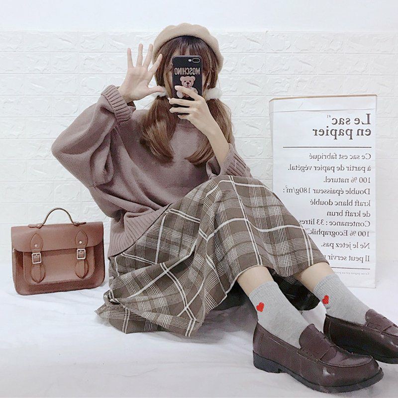 (Có sẵn) Set cô gái nhỏ Nhật Bản ngọt ngào váy kẻ phối áo len dệt kim màu tím | BigBuy360 - bigbuy360.vn