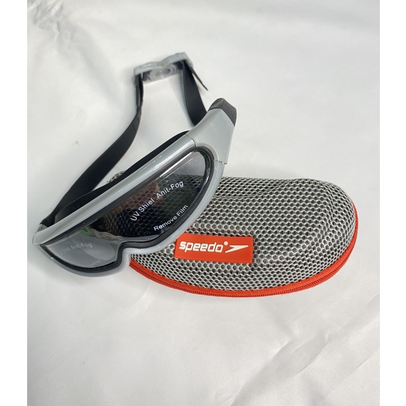 Kính Bơi Kiểu Dáng Thời Trang Nam Nữ Kèm Hộp Đựng Chắc Chắn