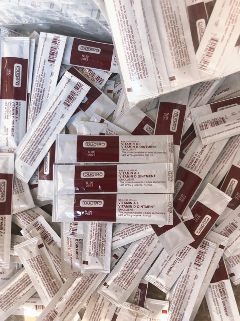 Dưỡng Sau Xăm Vitamin AD Bịch 100 Gói | BigBuy360 - bigbuy360.vn