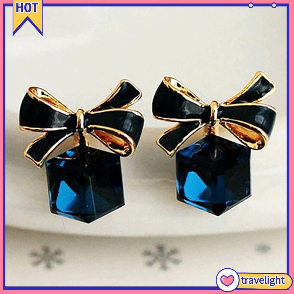 Khuyên Tai Nữ Trang Tạo Hình Độc Đáo