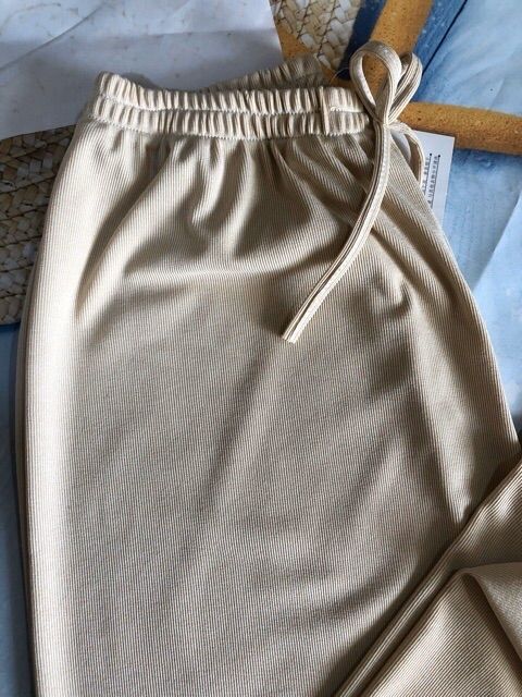 Quần sớ tăm gân dáng dài và dáng lỡ | BigBuy360 - bigbuy360.vn