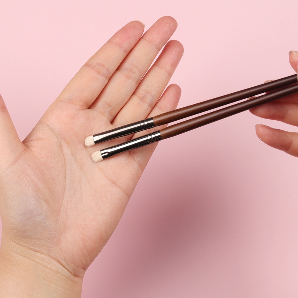 Cọ trang điểm mắt OVW N66 bằng lông dê tự nhiên