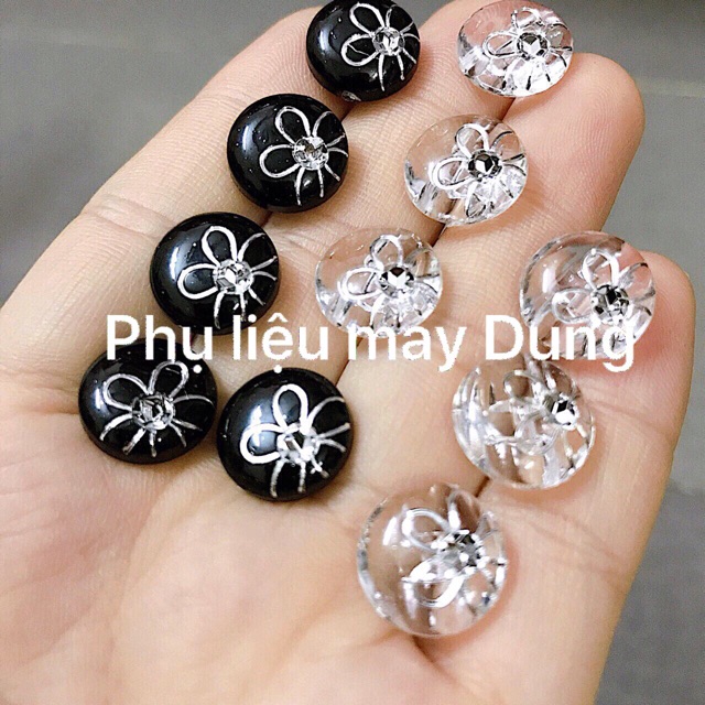 Nút kiểu tròn nhỏ mẫu con thỏ